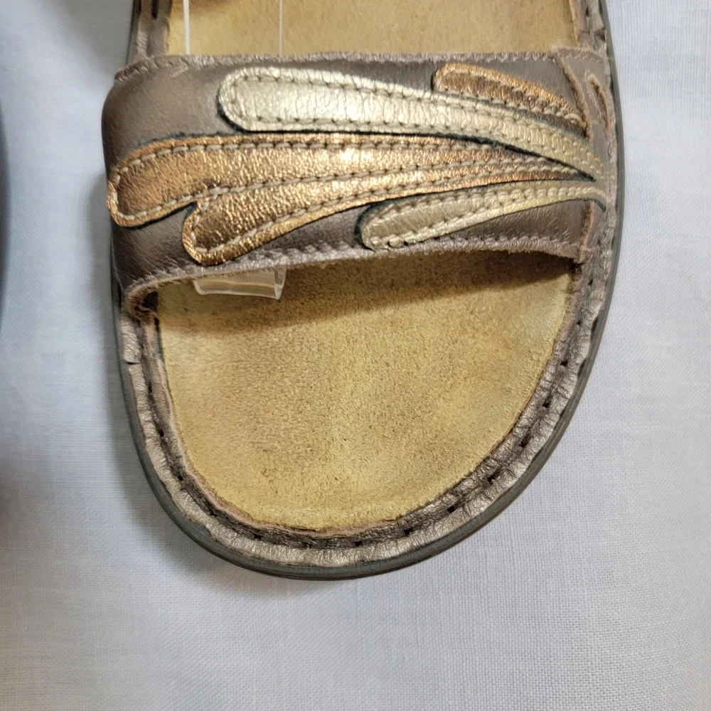 Naot‎ Bronze Metallic Leather Wedge Sandals Womens 39 US 8 Hook Loop Straps